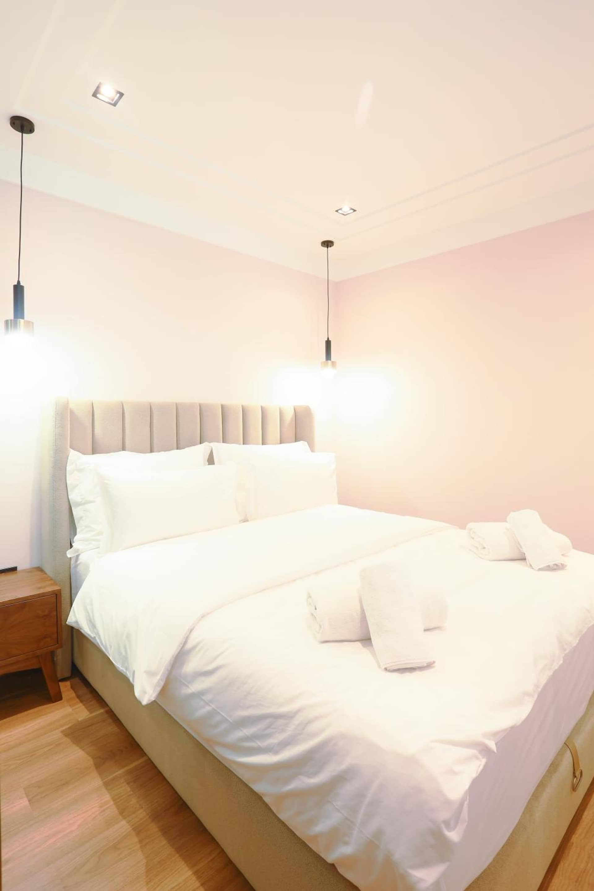 Les Joyeux Luxury Suites & Appart