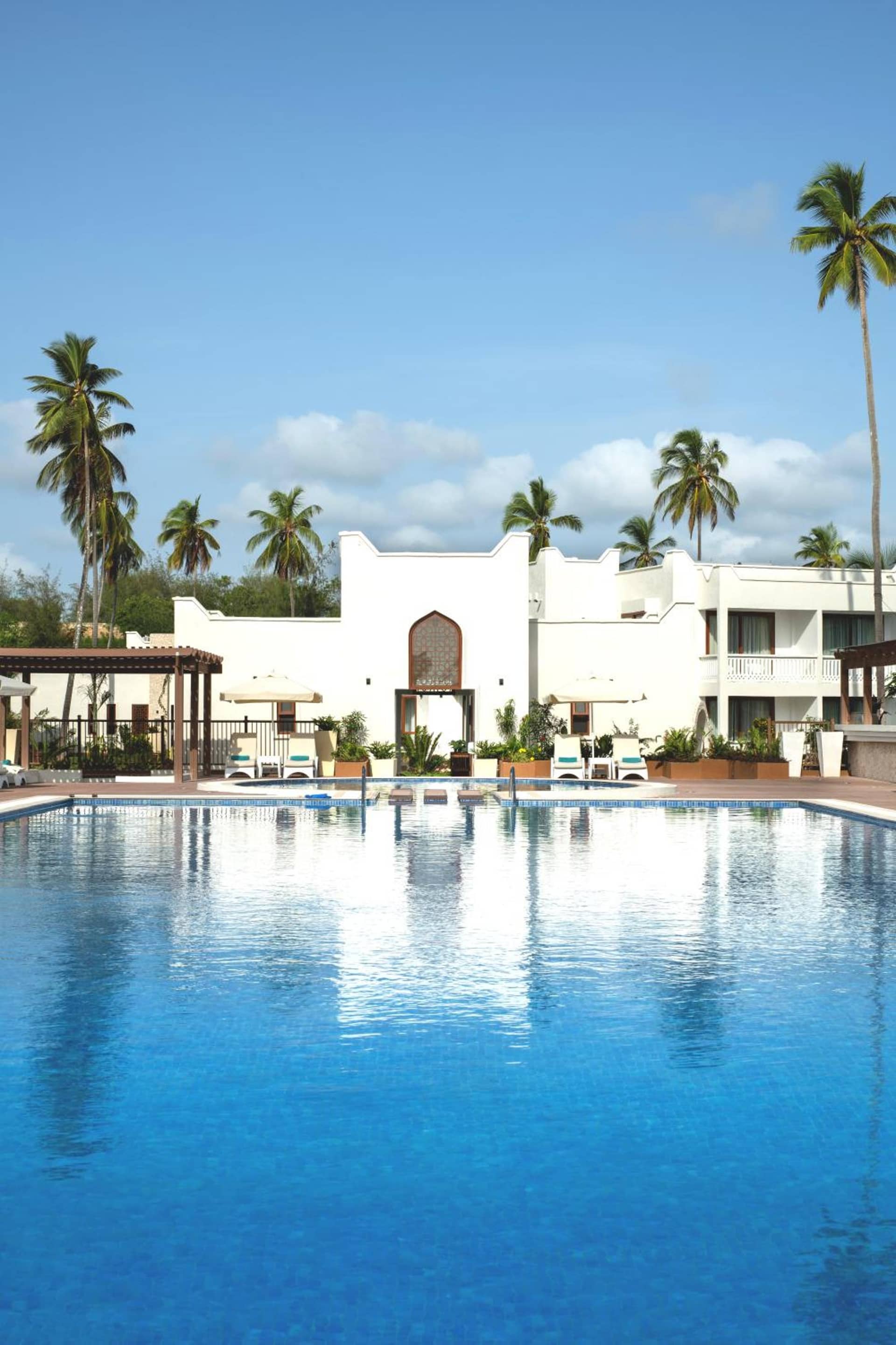 LUX* Marijani Zanzibar