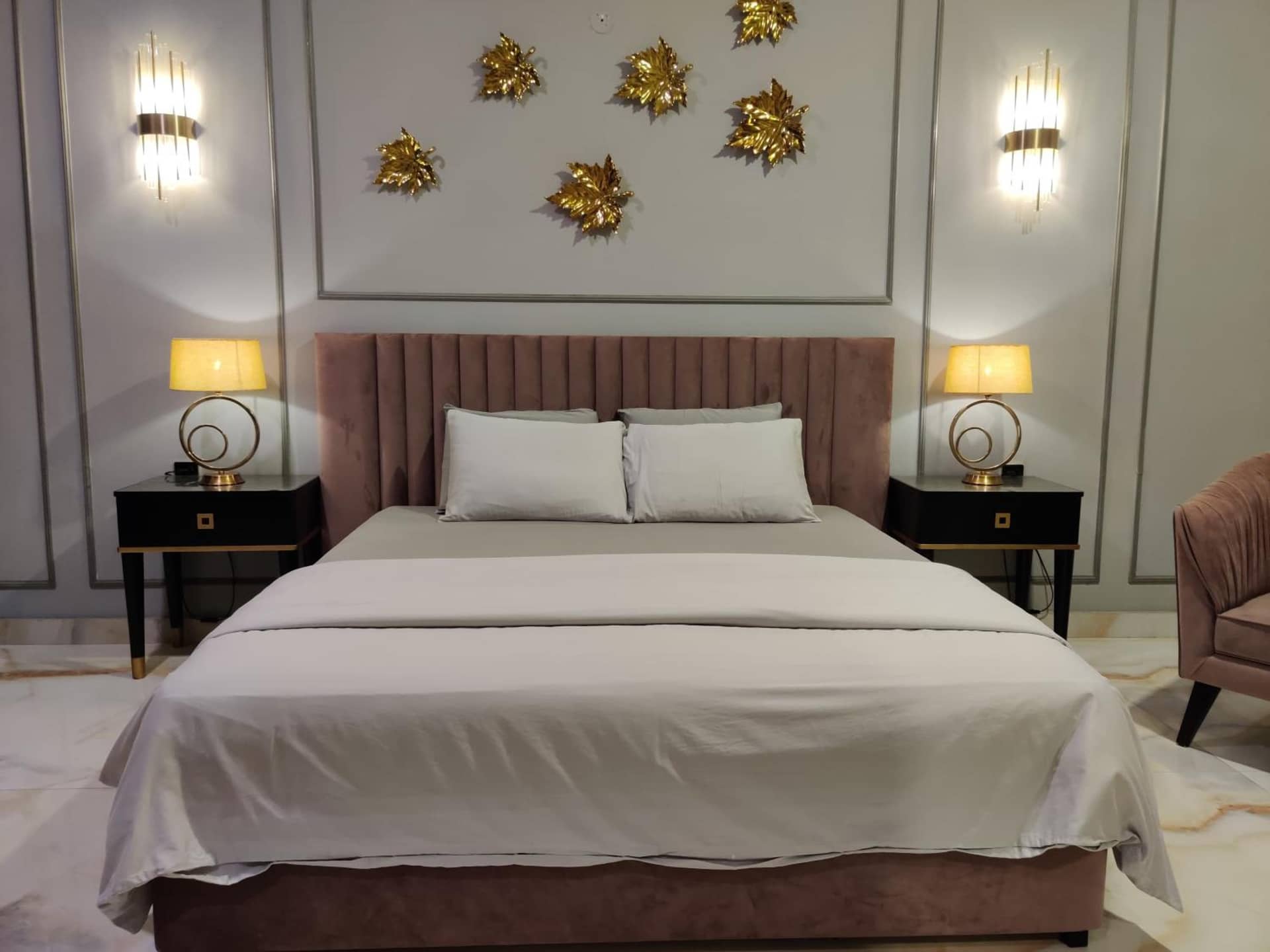 Elite,16 Bedrooms 16 bath Block 6 Gulshan-e-iqbal