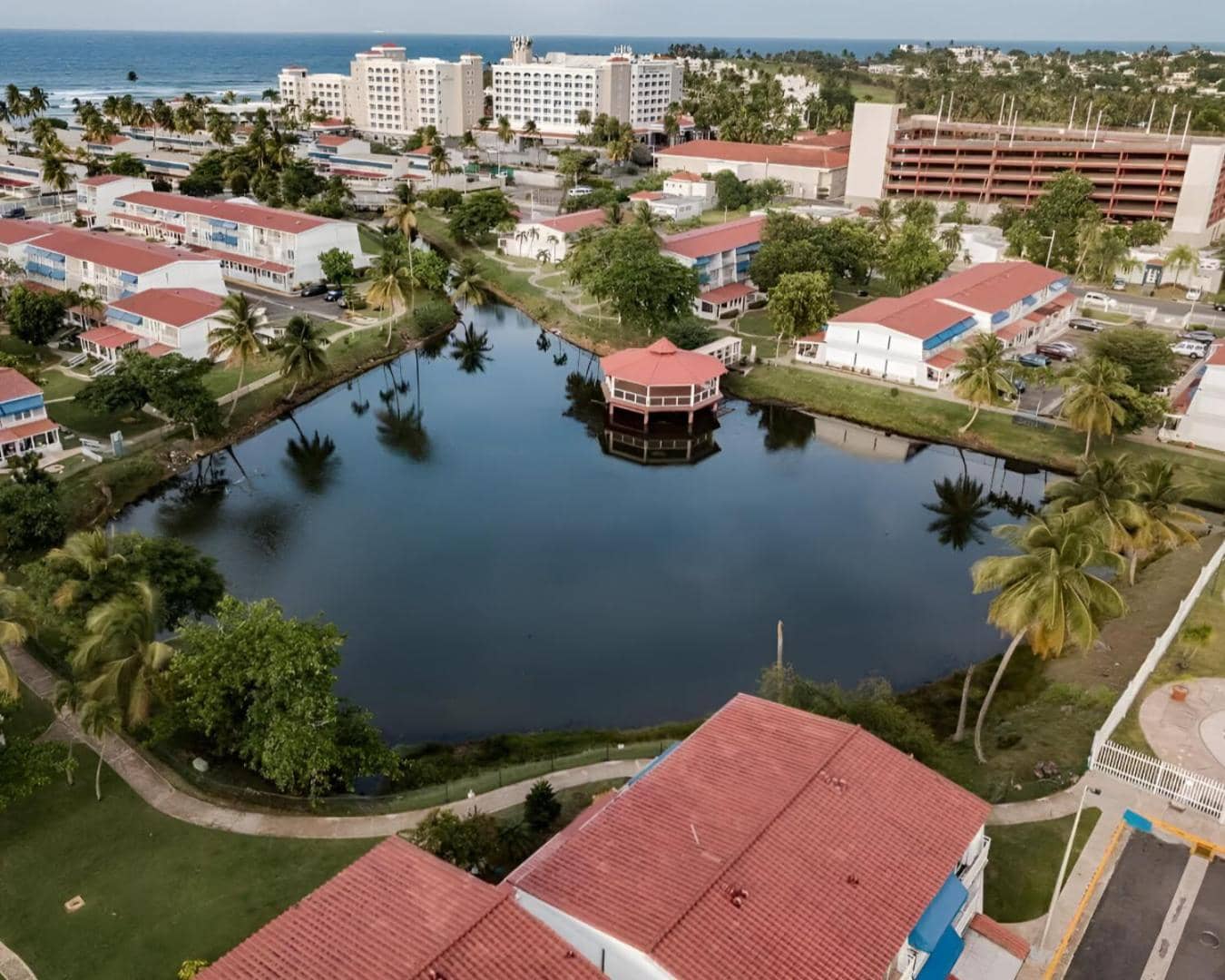 Casa Oasis PREPAYMENT REQUIRED NEW Beach Villa, Walk to Beach, Casino & Restaurants!