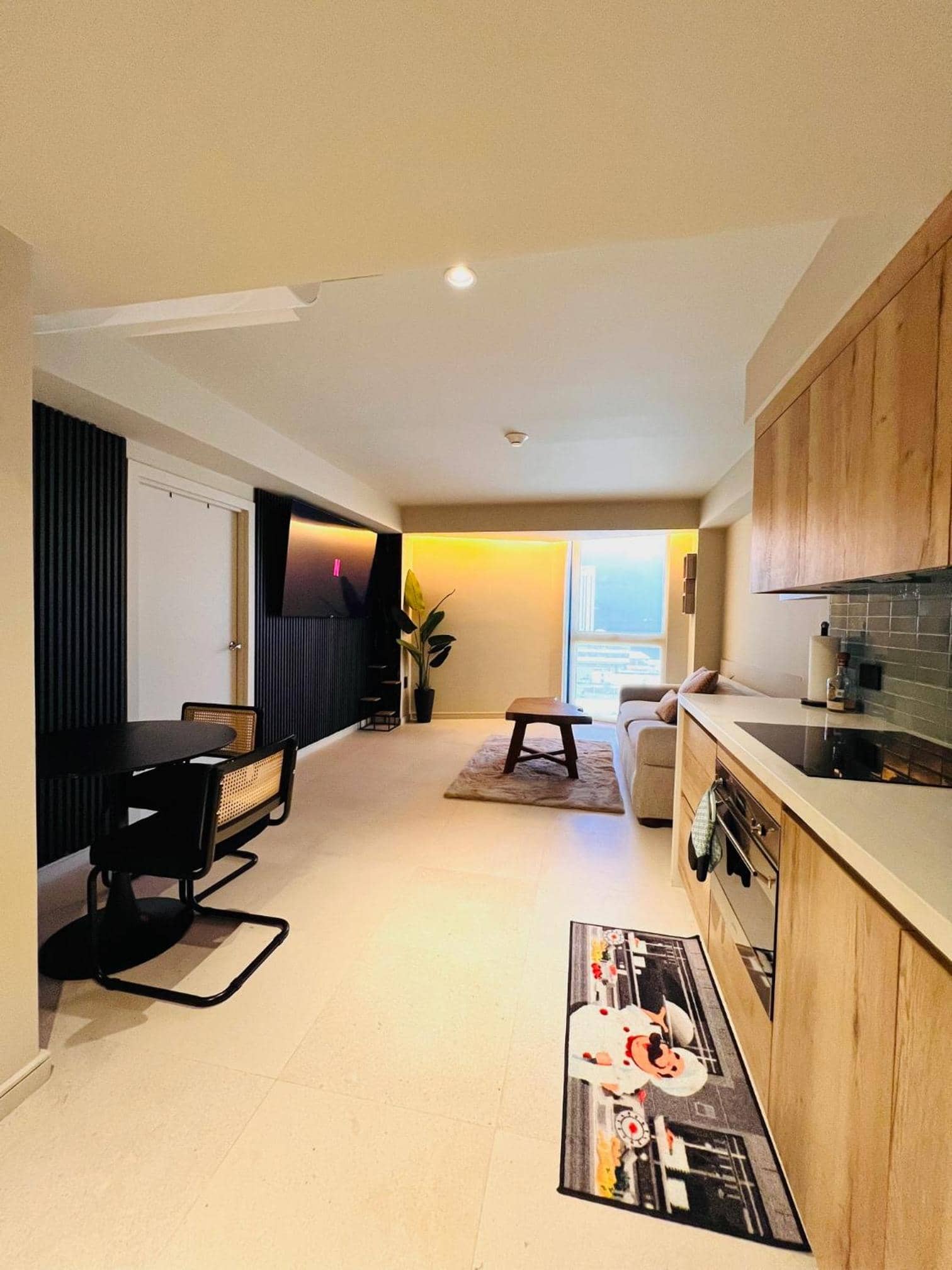 Cloud Vista, Luxury 1bdr apartment with pool and gym