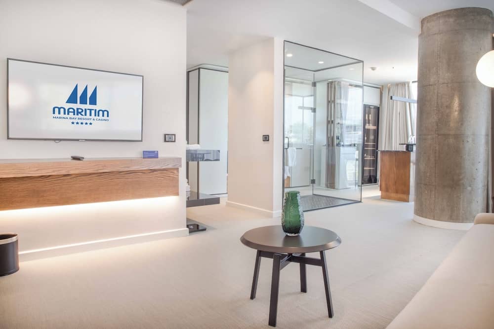 Maritim Marina Bay Luxury Resort