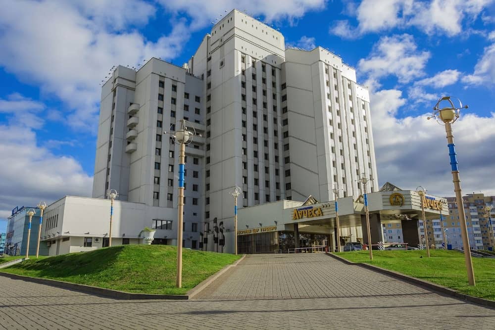Luchesa Hotel