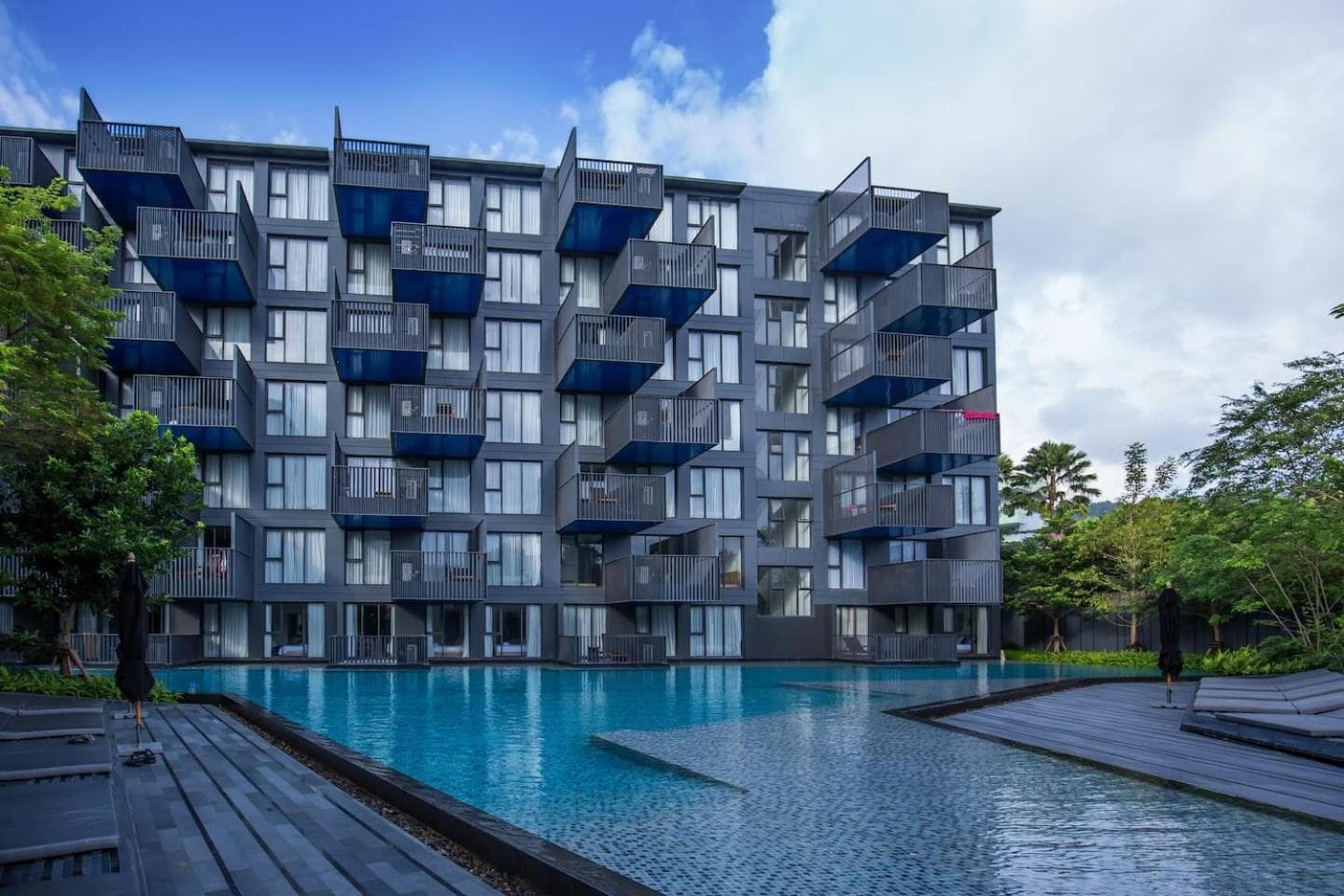 The Deck Patong by VIP