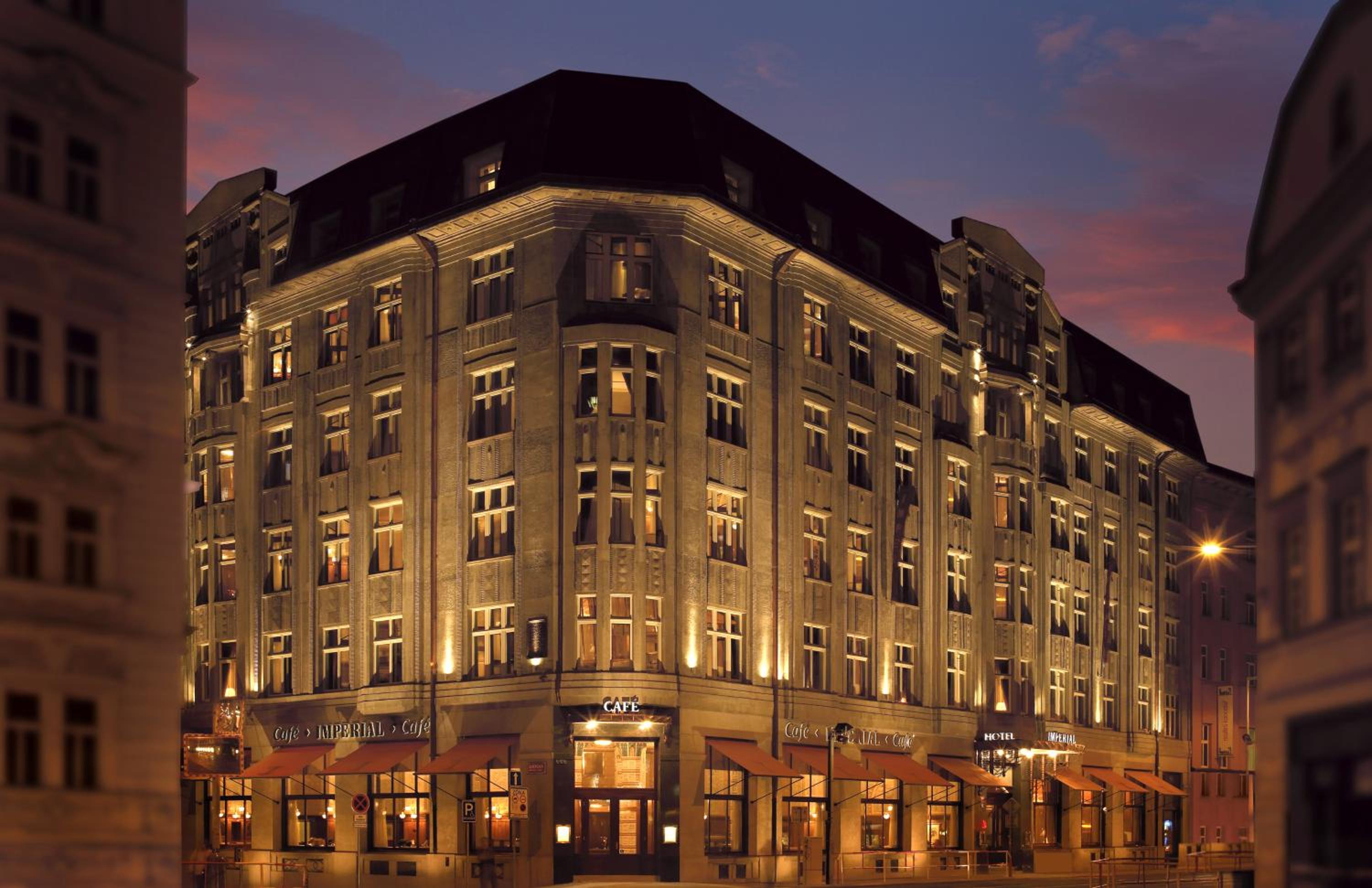 Art Deco Imperial Hotel