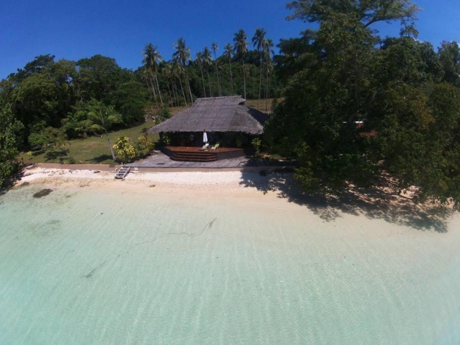 Santo Sunset Beach Villas on Surunda Bay