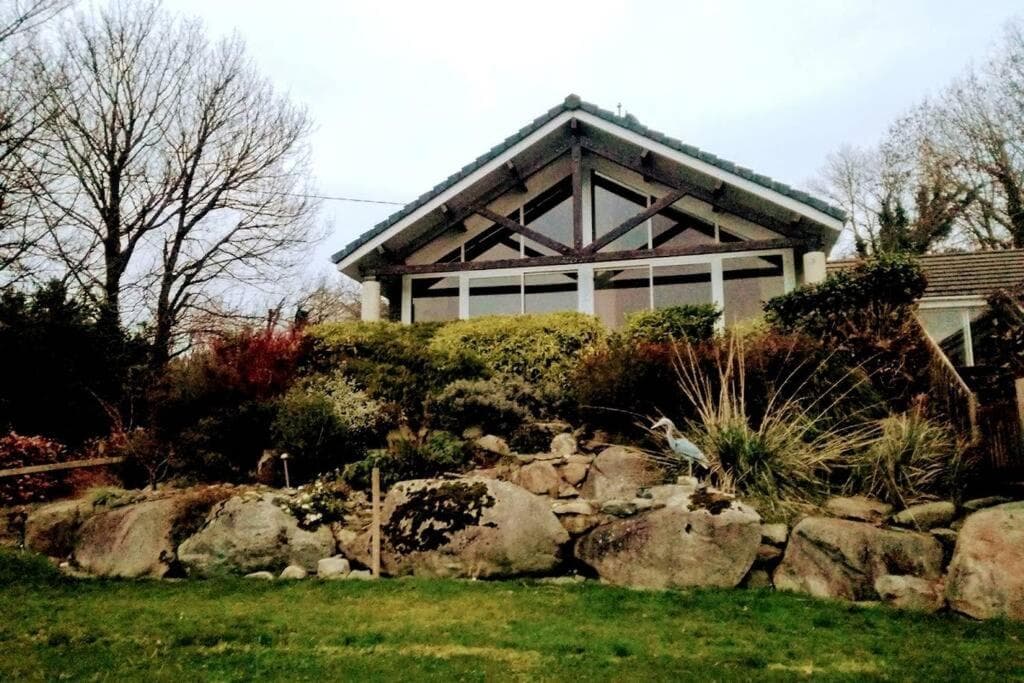 Woodford Guest House in old farm