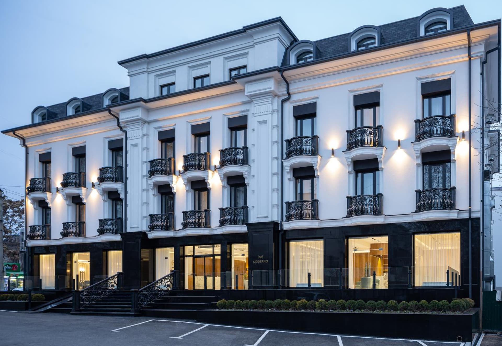 HOTEL MODERNO & Spa