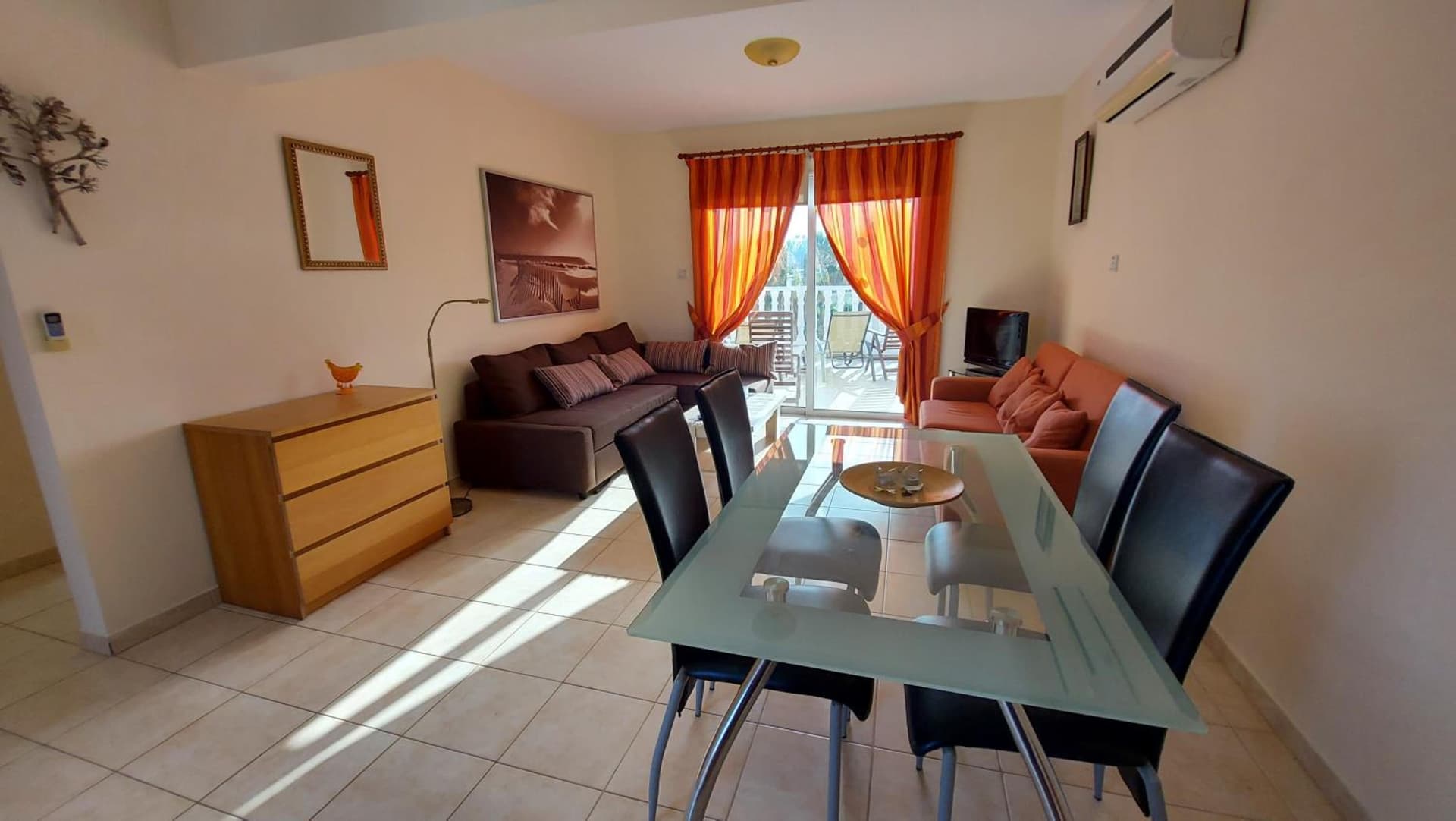 Nissi Golden Sands Lome