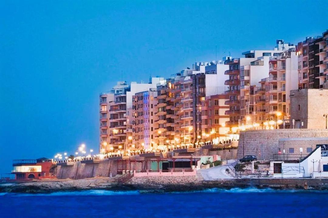 The Diplomat Hotel
