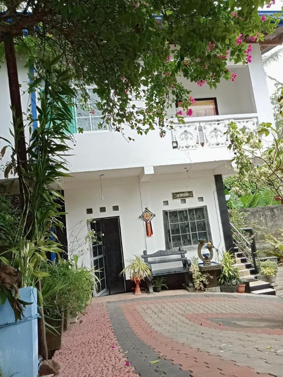Nilu Villa