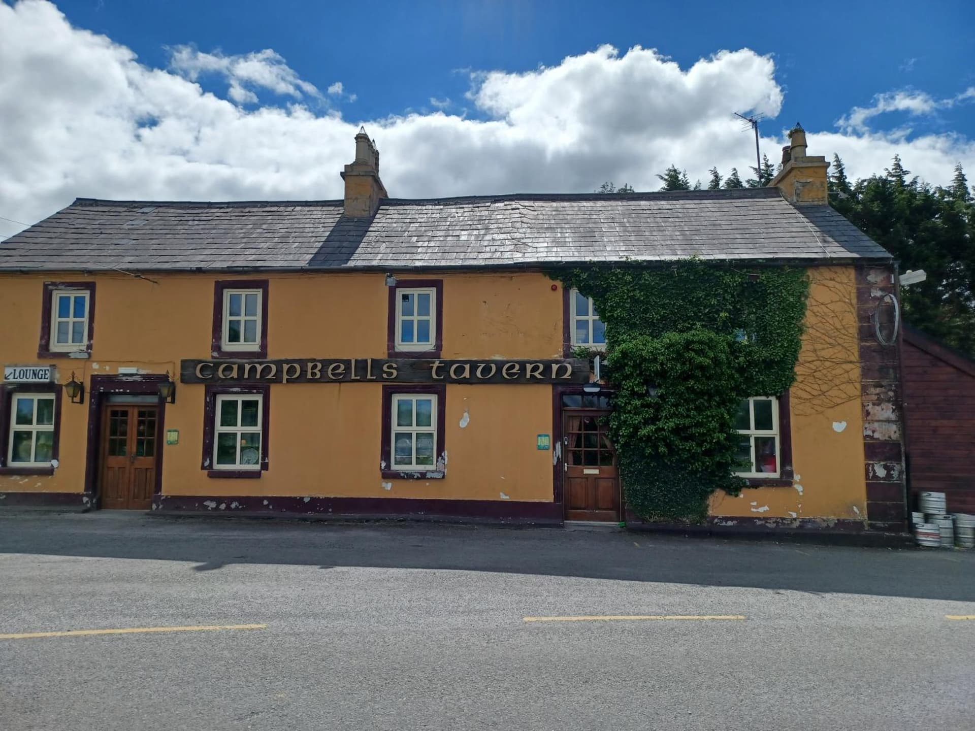 3 Bed Apartment/Explore the Area/Enjoy our Pub
