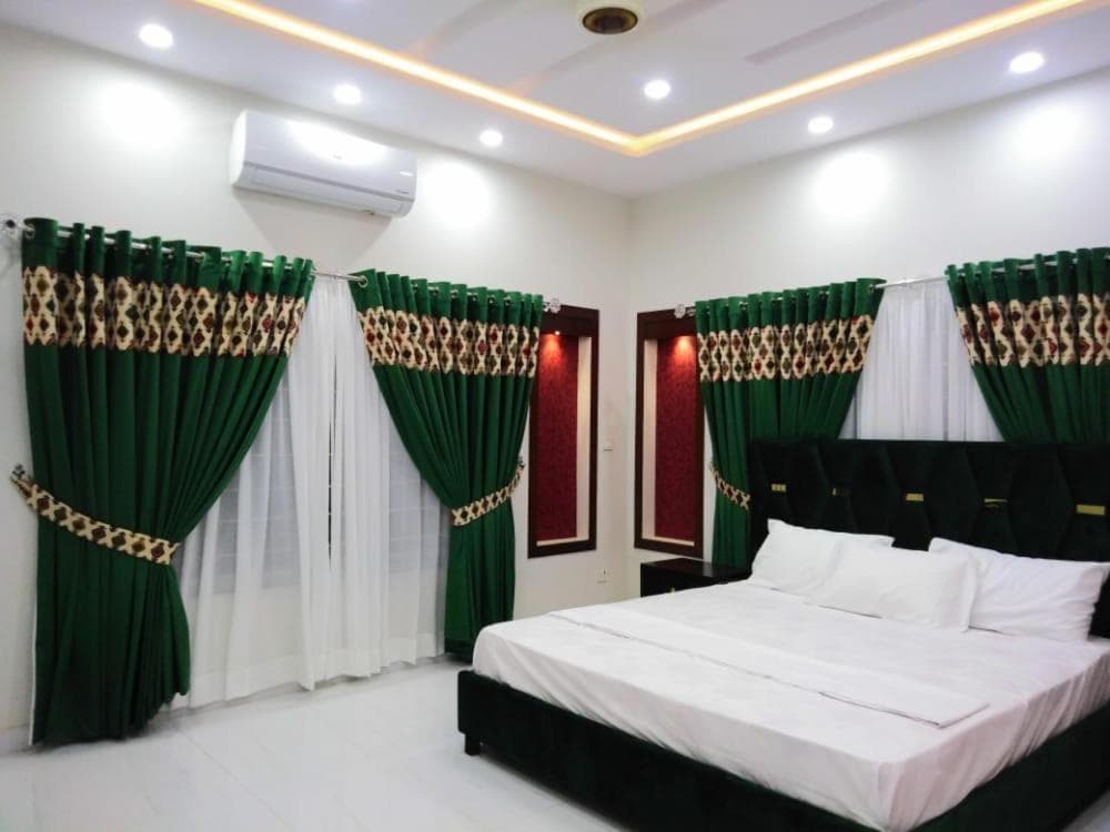 Travelodge Guesthouse
