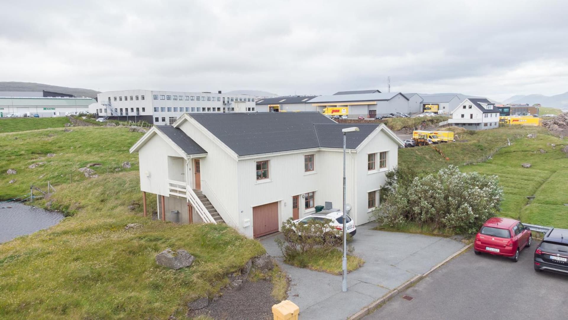 4 Bedroom Apartment - 20 Min Walk From City Centre - Nature