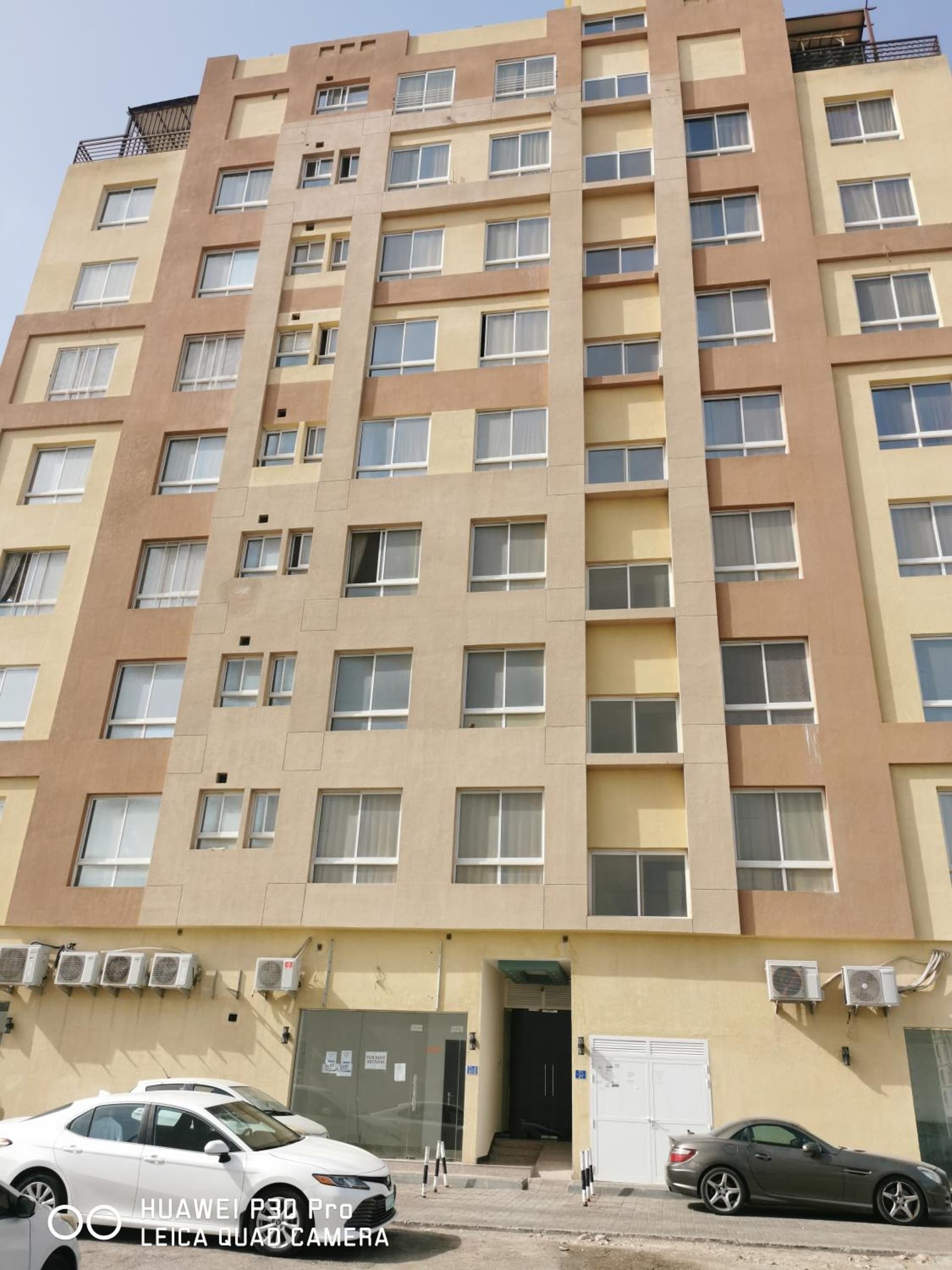 Amazing 2BR pent house flat with mountain view