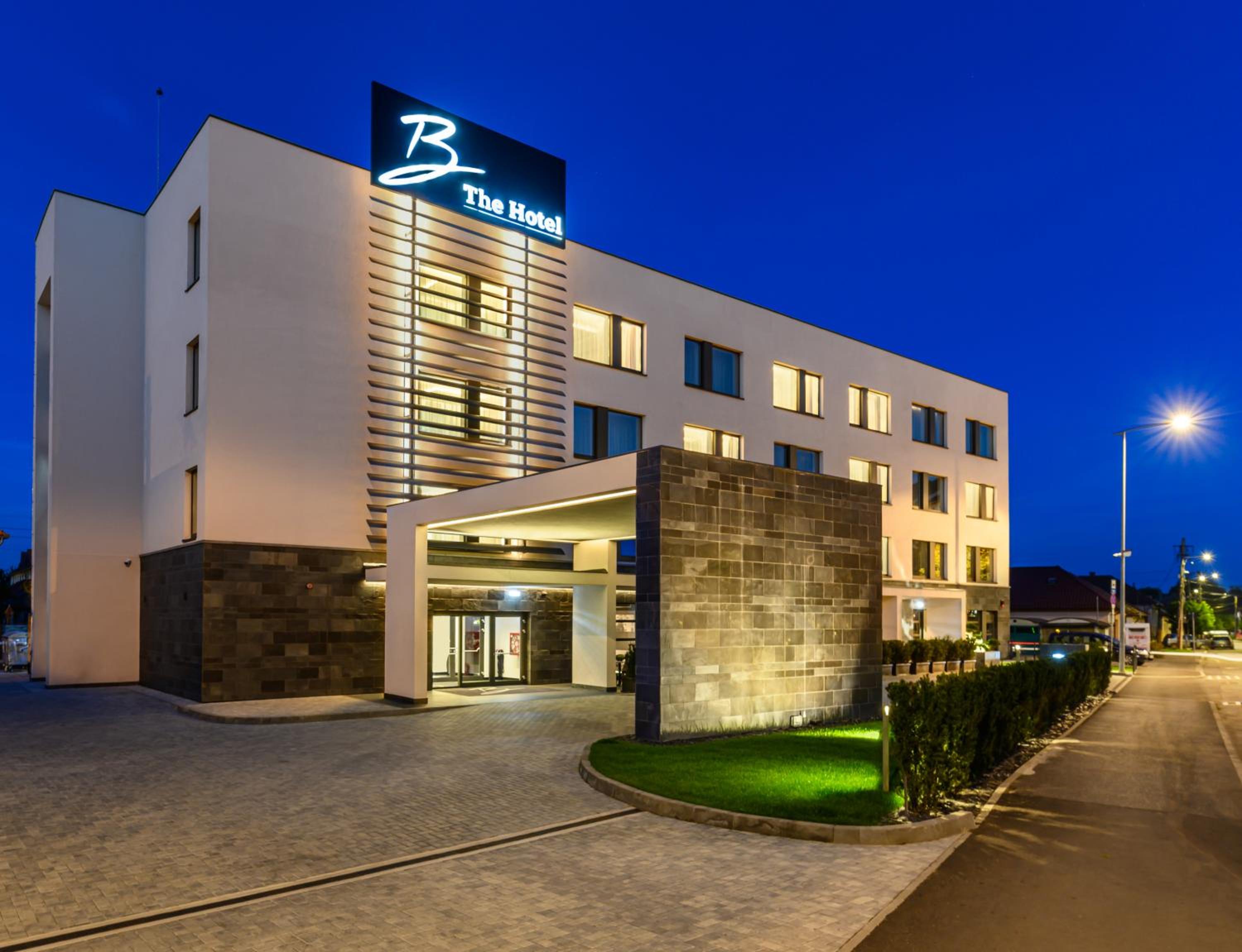 B THE HOTEL