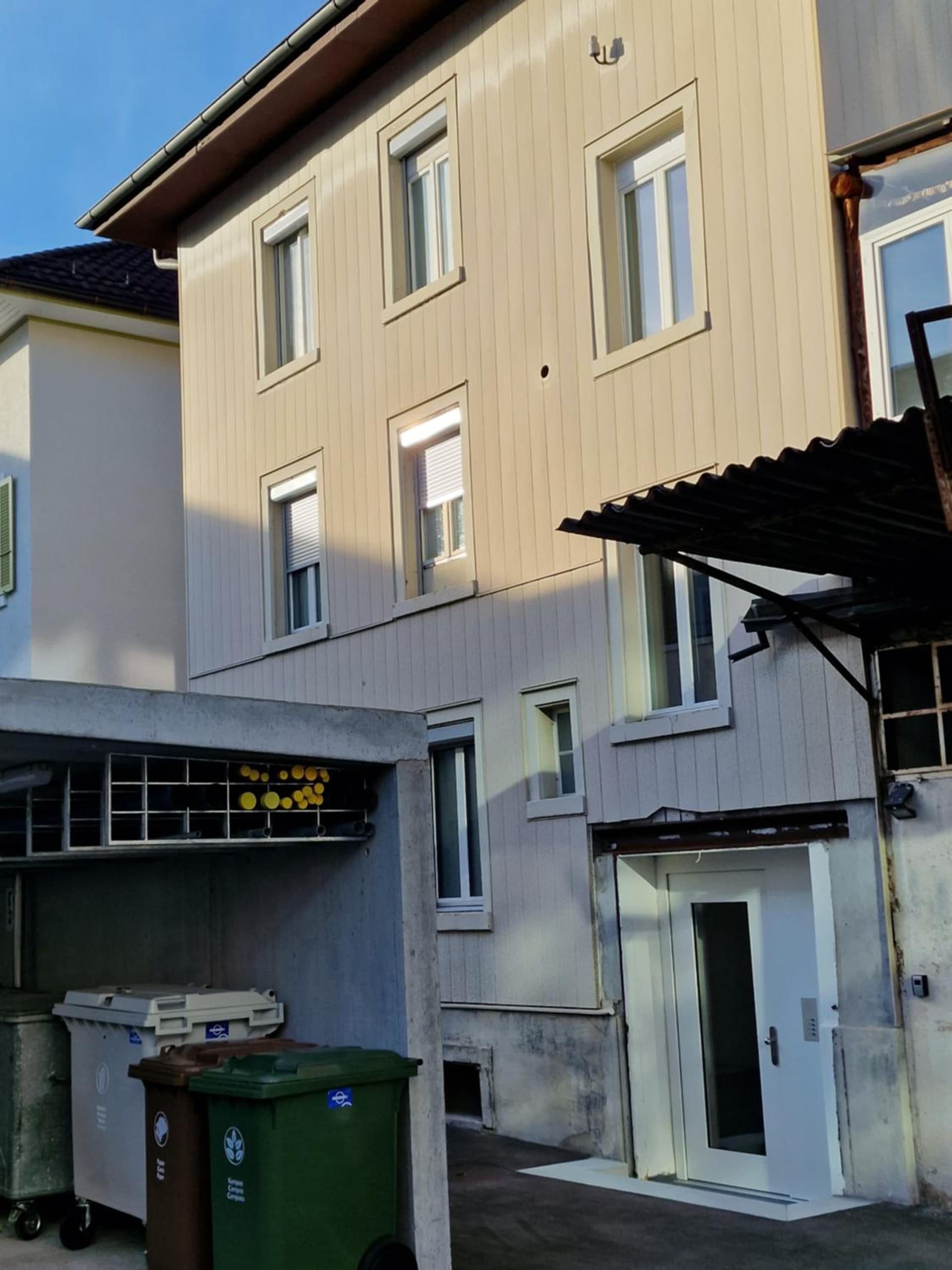 Bastis Family Apartment