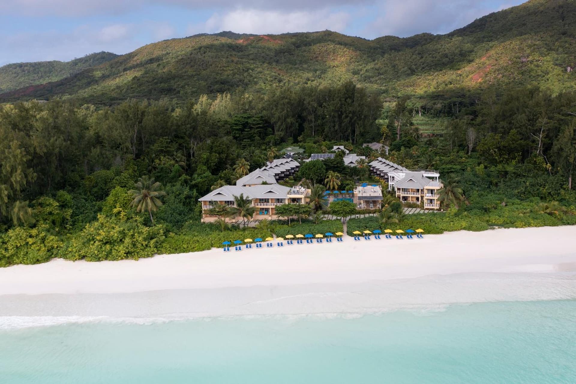 Acajou Beach Resort
