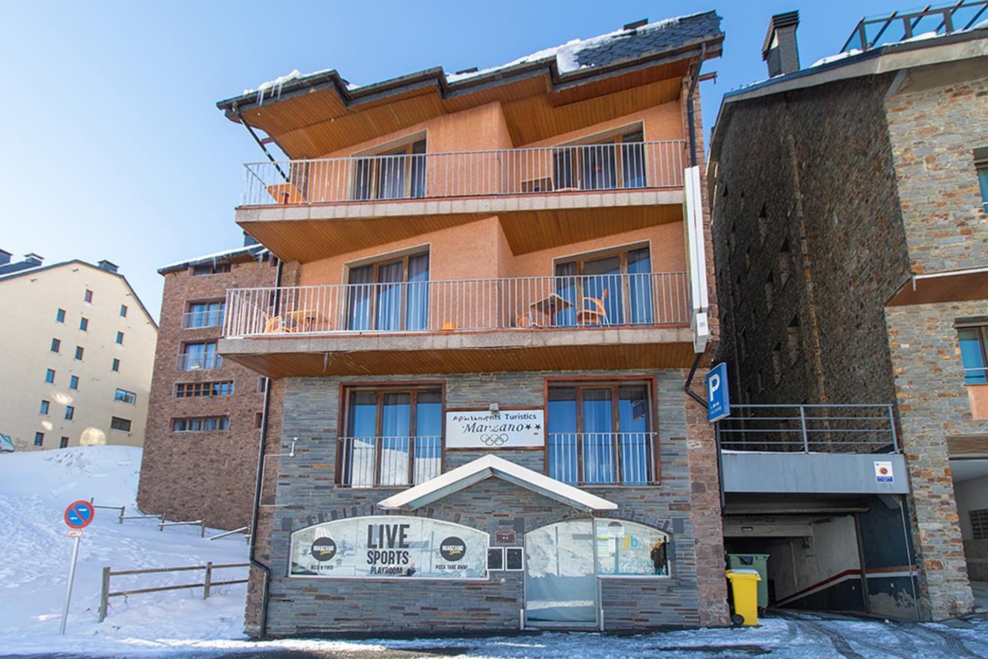 Apartaments Turistics Natural Suites Manzano 3000