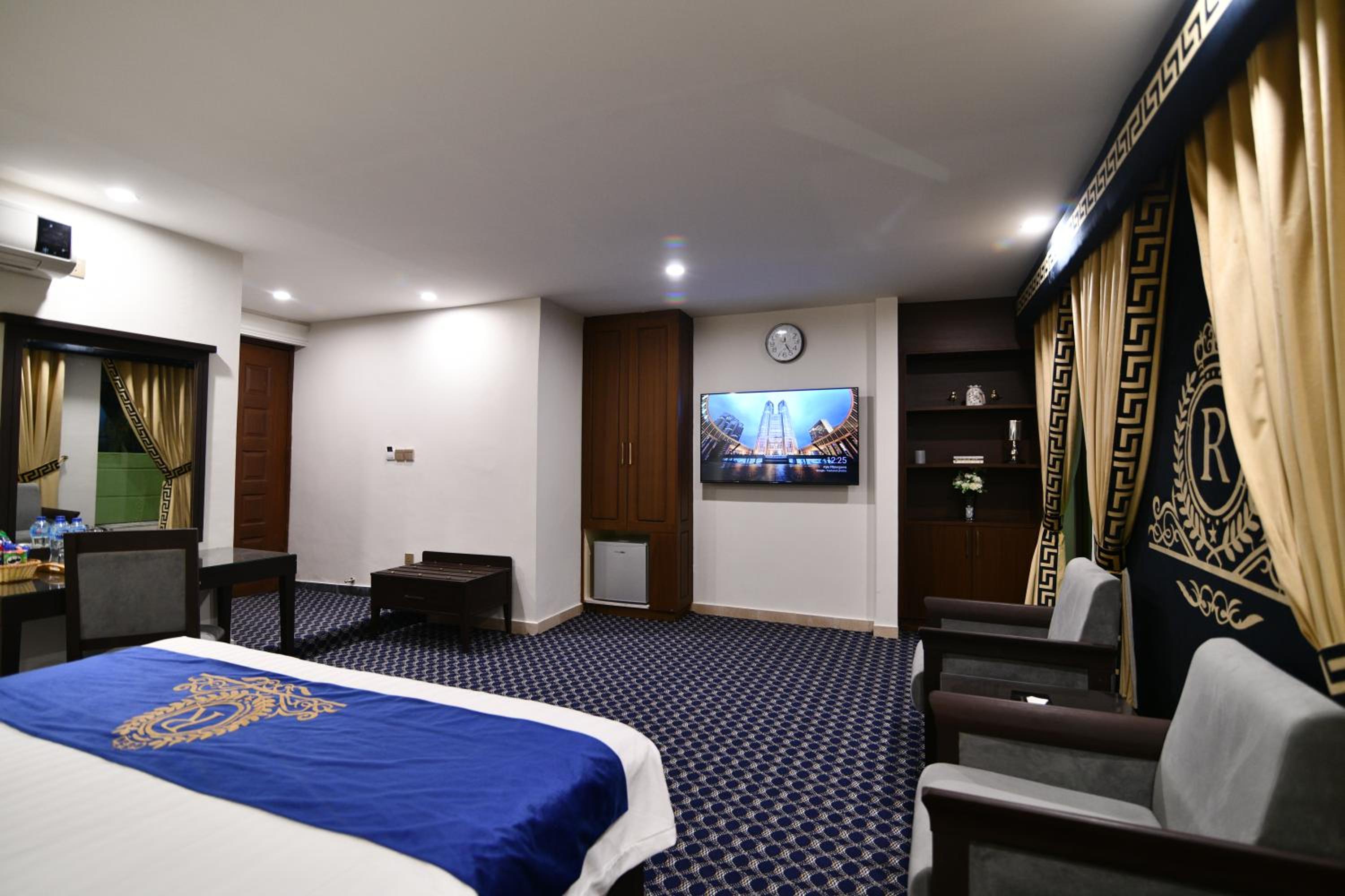 Royal Regency Hotel