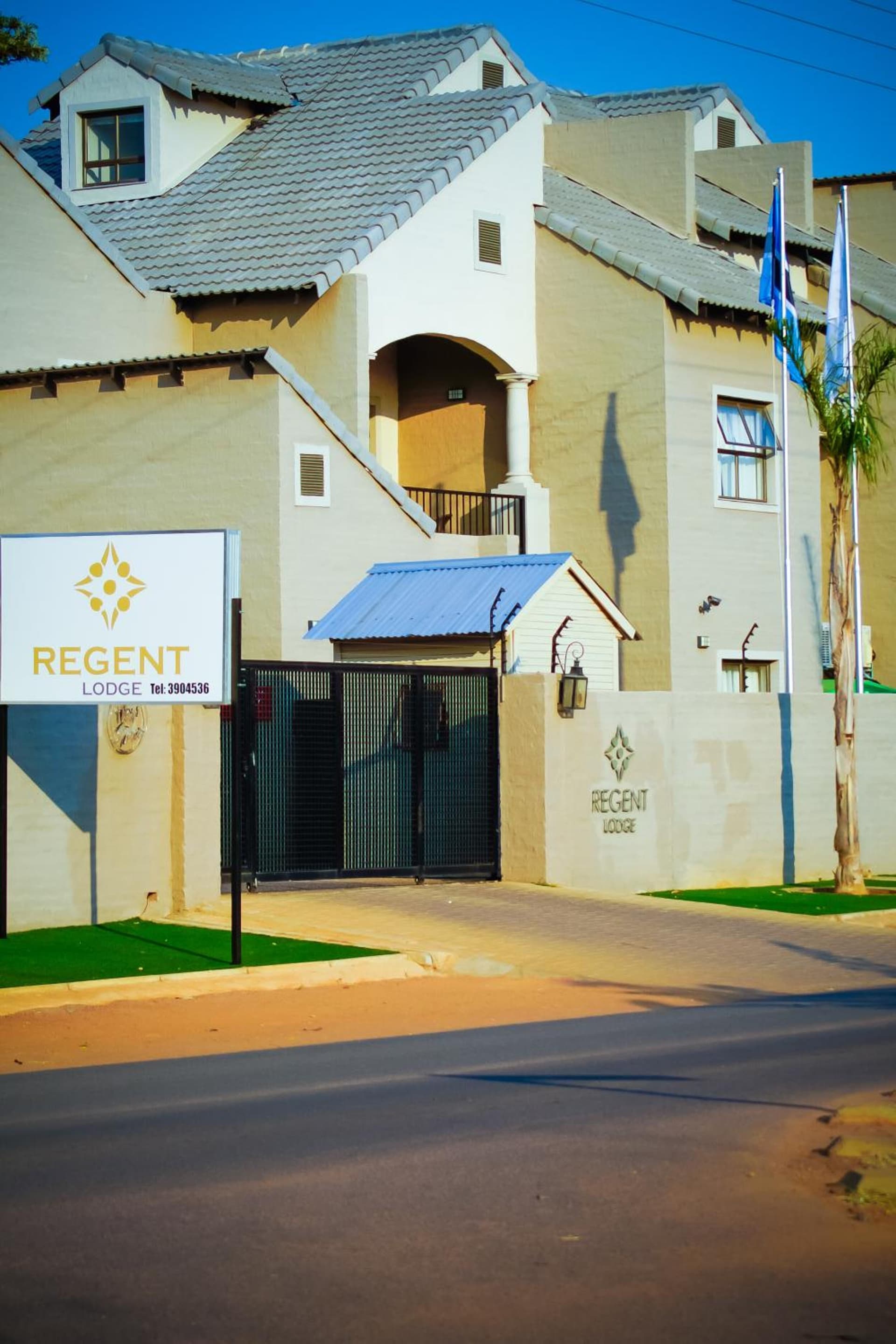 Regent Kgale Lodge