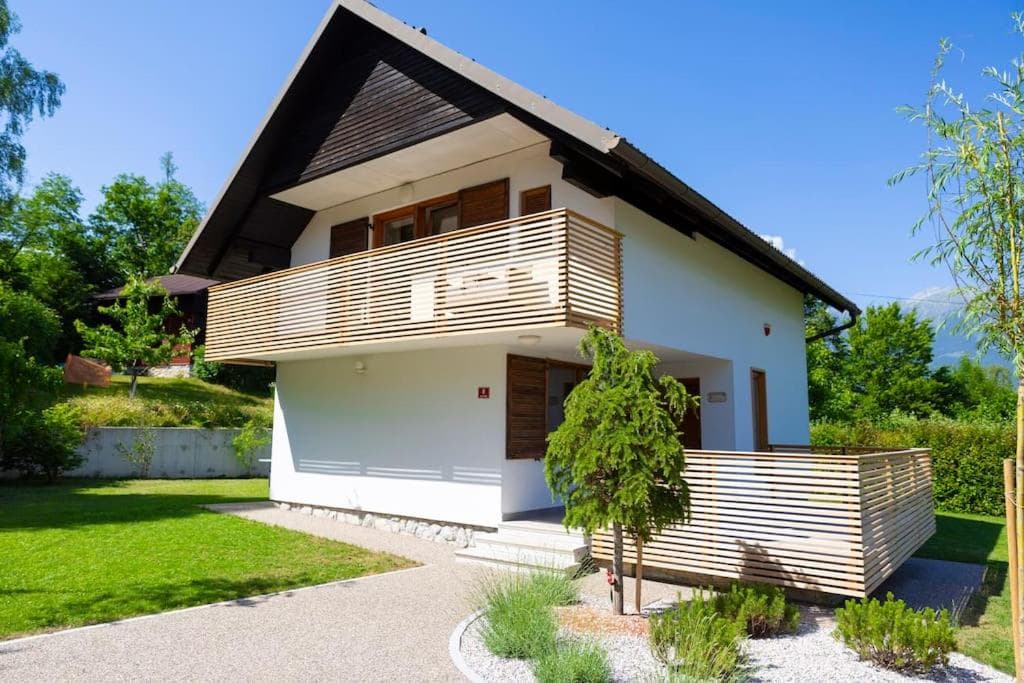 Private green getaway
