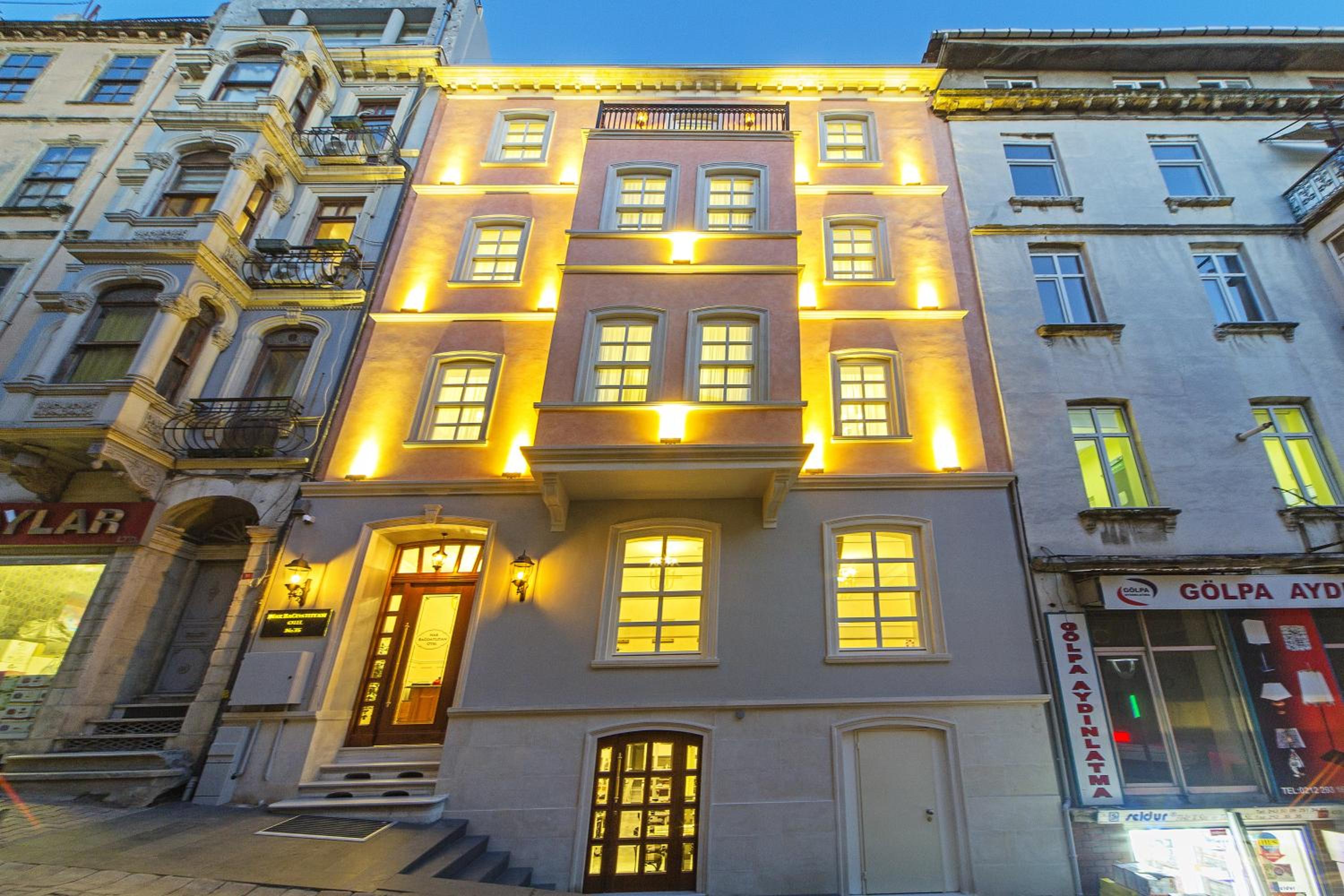 Meroddi Bağdatlıyan - 1892 Heritage Rooms by Galata Tower
