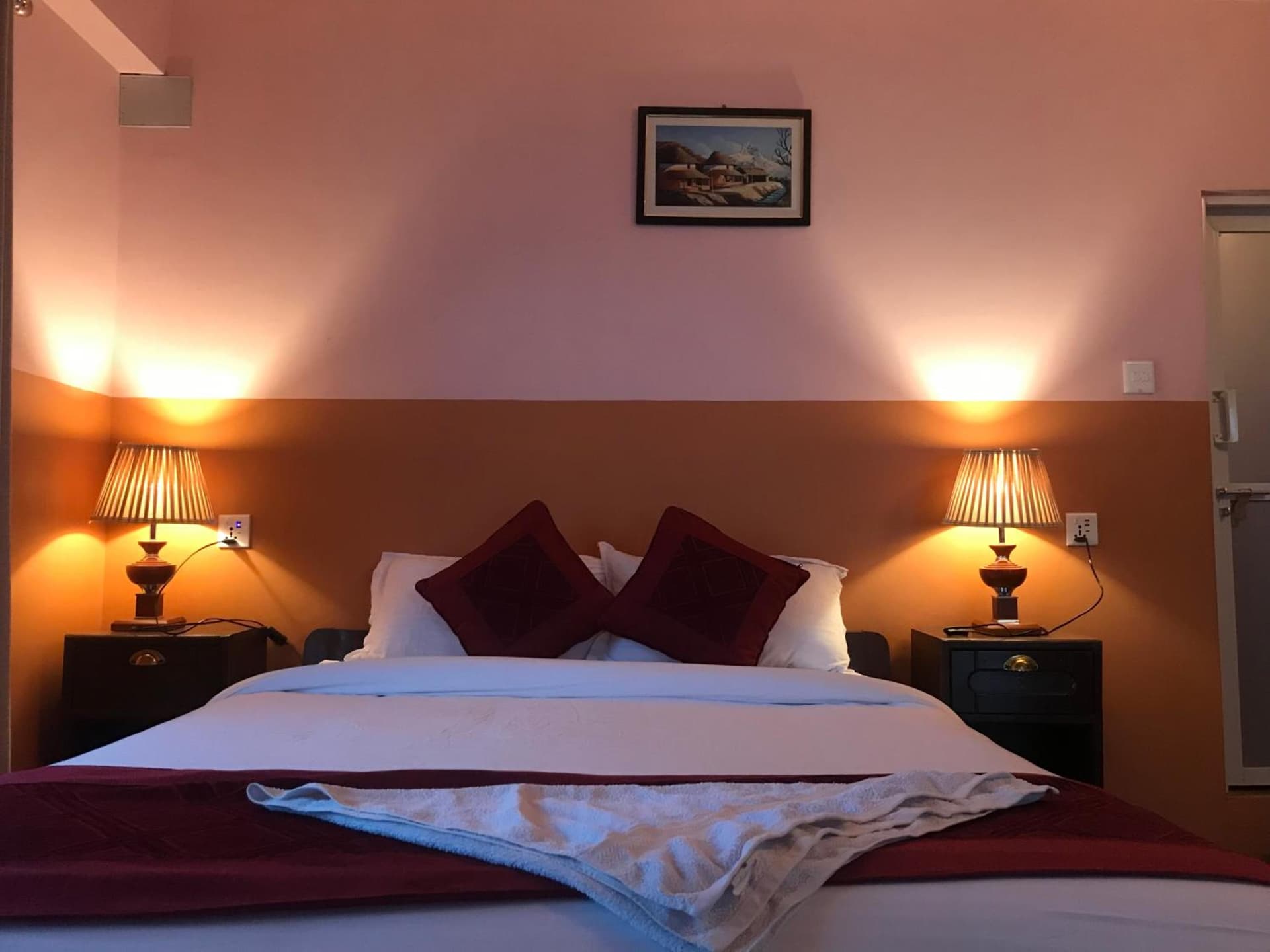 Hilltop Restaurant and guesthouse