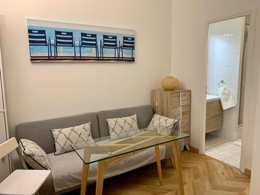 Monaco Studio near Forum Grimaldi and Beach. Bnbrickeys.