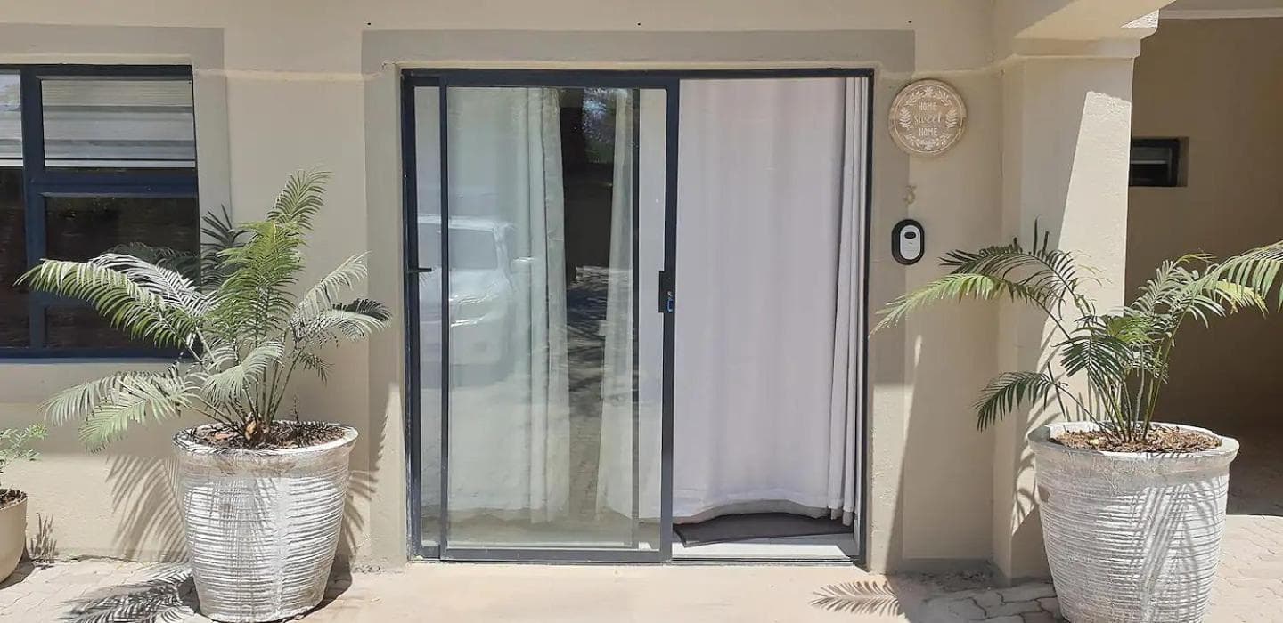 Ultra modern 2 bedroomed apartment - 2082