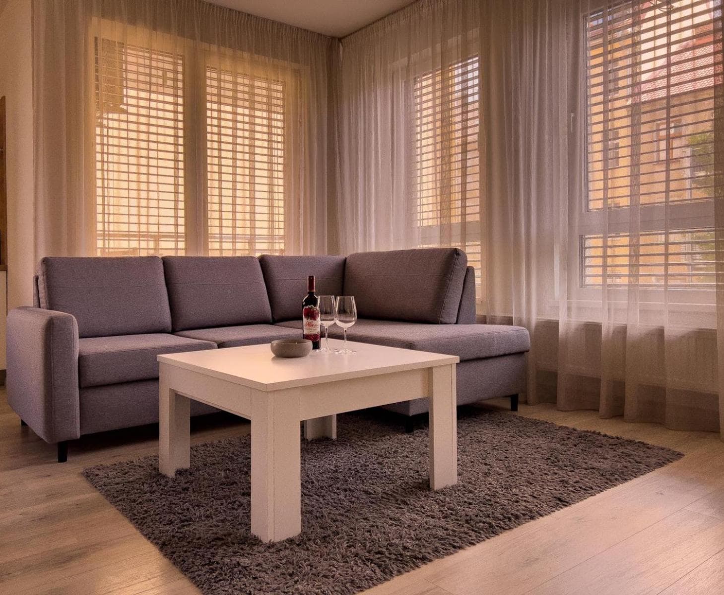 Elegant Escape Apartment I - City Centre & Free Parking