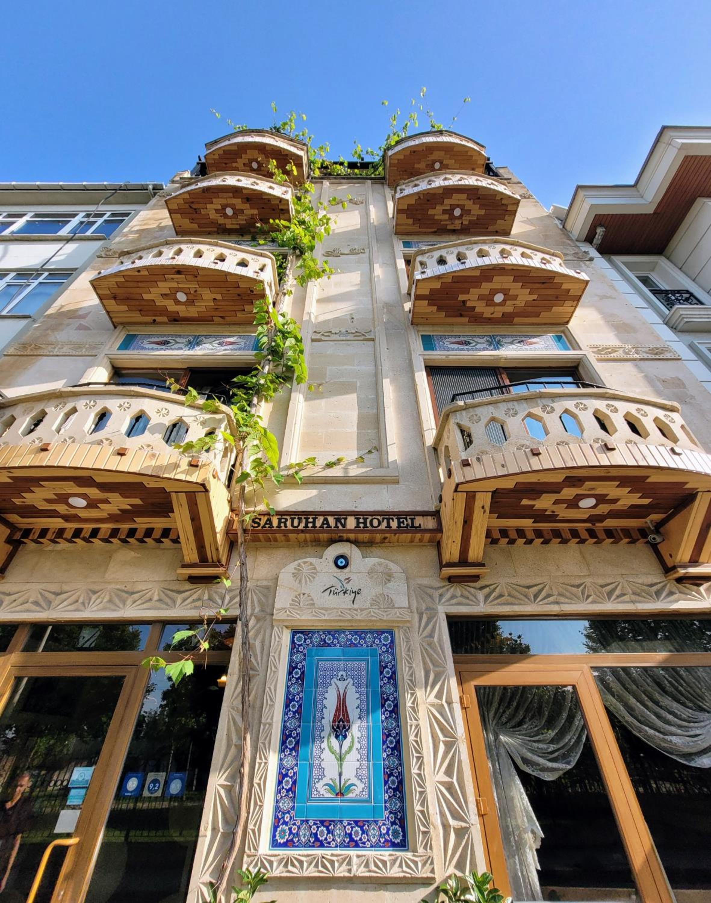 Saruhan Hotel