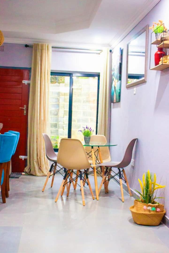 Zachi Apartments