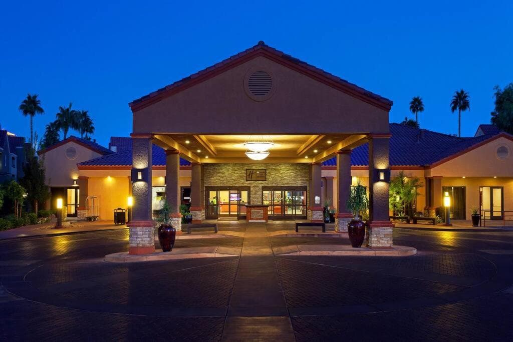 Holiday Inn Desert Inn Club