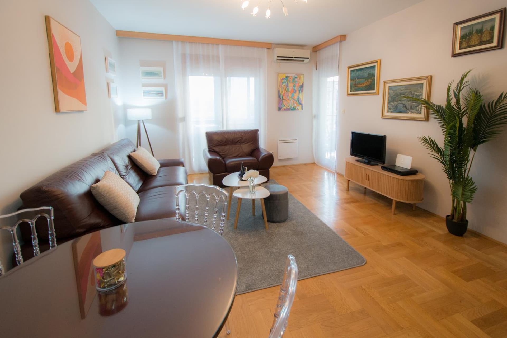 City Nest apartment