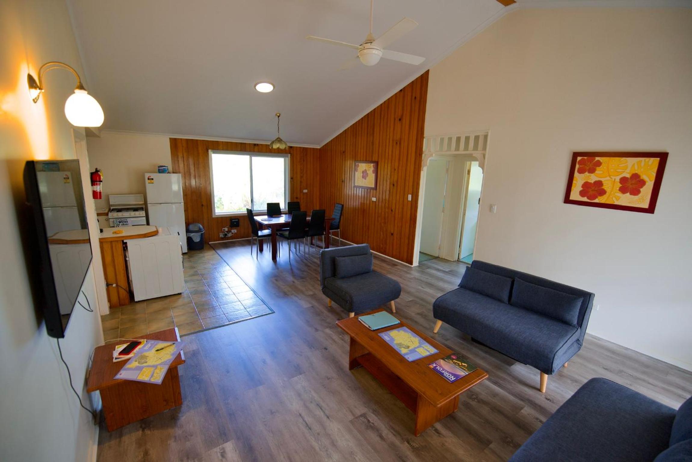 Cadel's Cottage WITH FREE UNLIMITED HIGH SPEED INTERNET