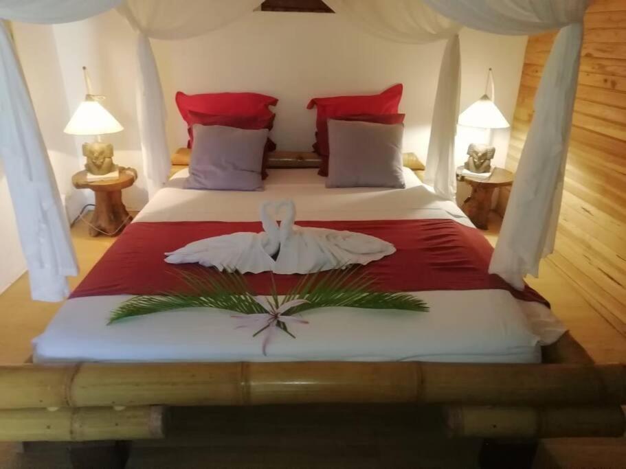 Bungalow atypique Ti Bambou à 500m de la plage