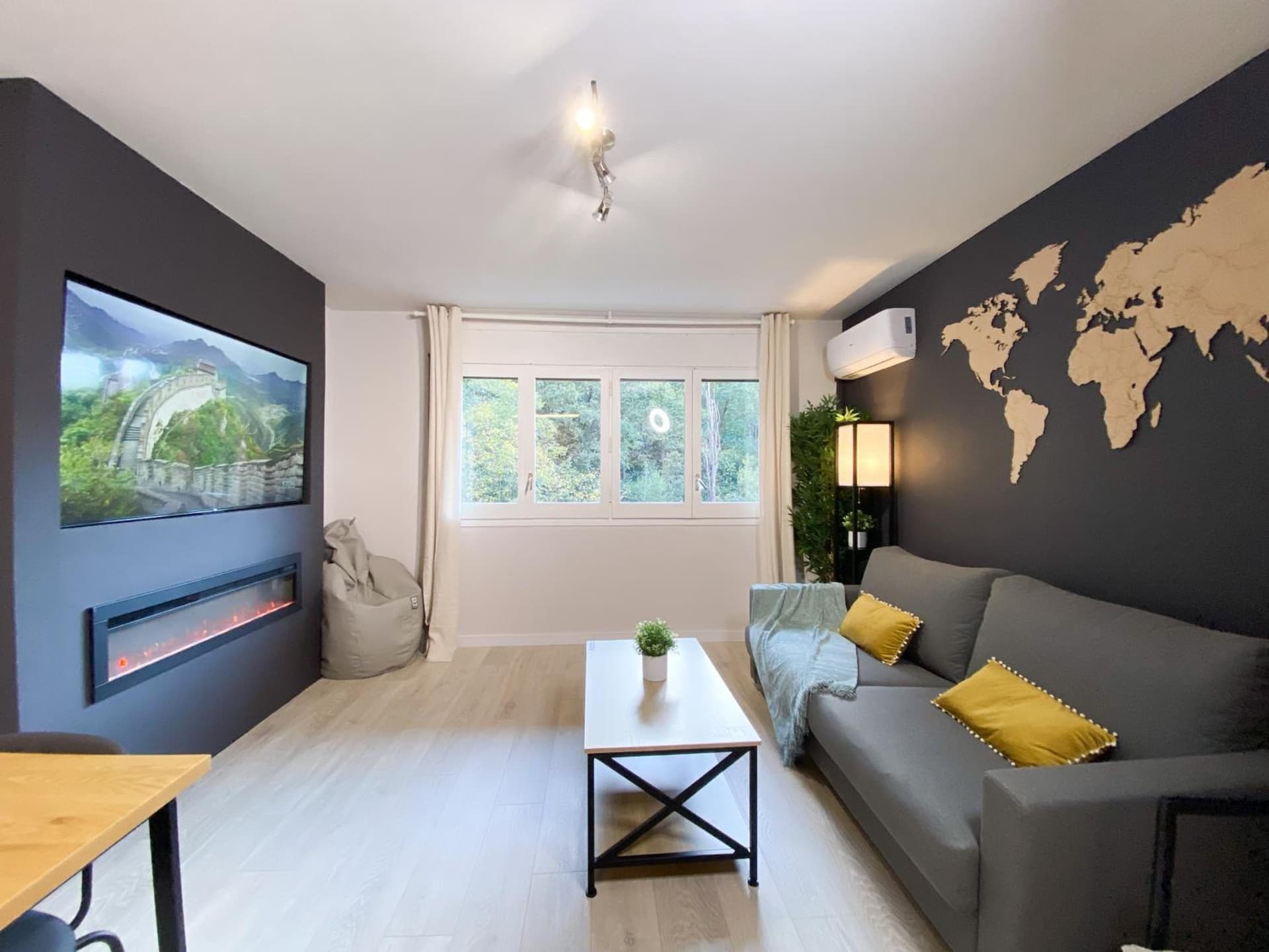 Espectacular Apartamento Con Vistas En Escaldes - 10min Caminando Al Centro - Parking Gratis l by BonesVacances