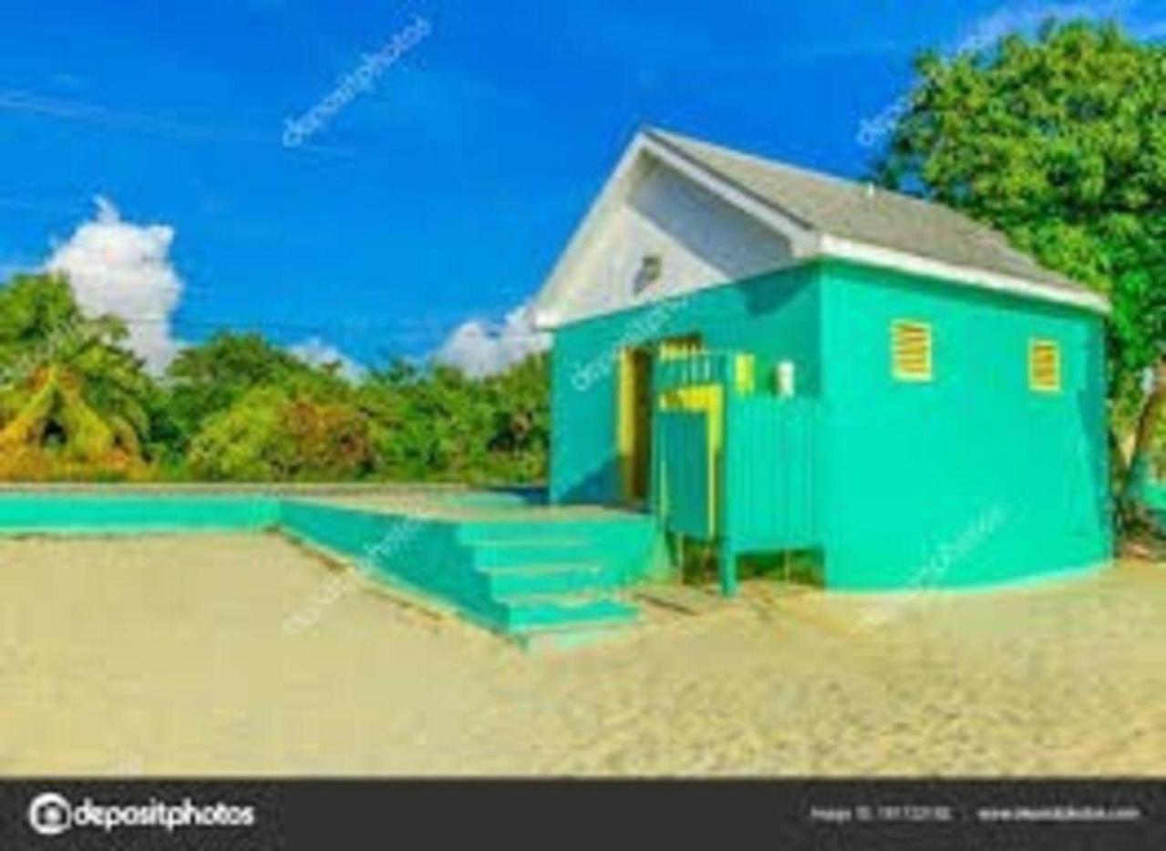 SUITE 2, BLUE PAVILION - Steps to BEACH