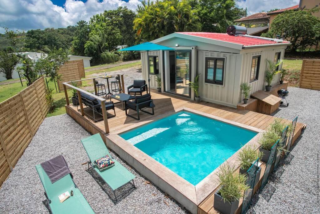 Eco-chic Bungalow by Bungazur