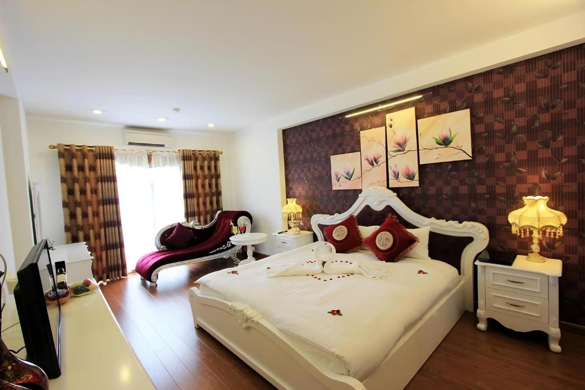 Hotels in Hanoi