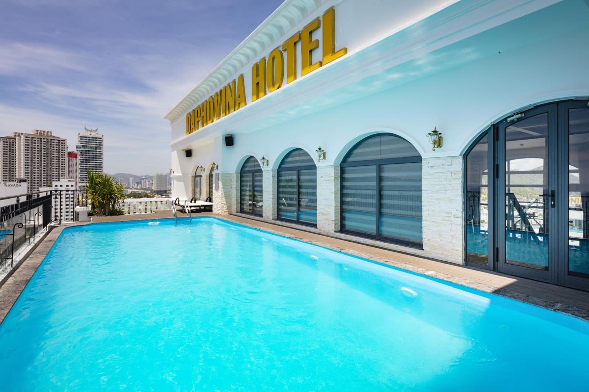 Daphovina Hotel