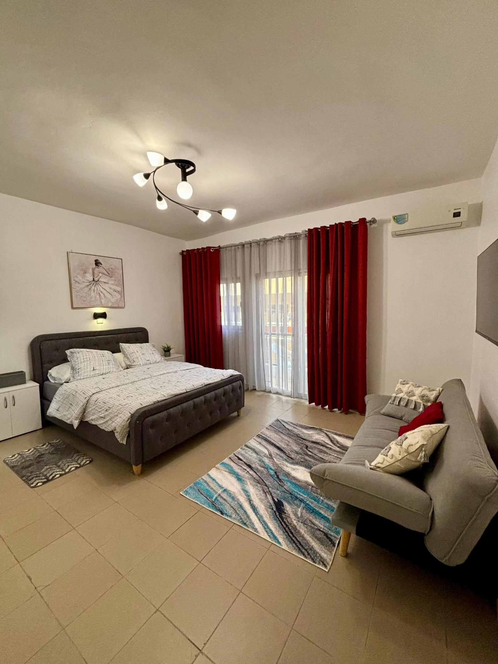 Le Dakar Roi - Studio Centre Ville Très Bien Situé