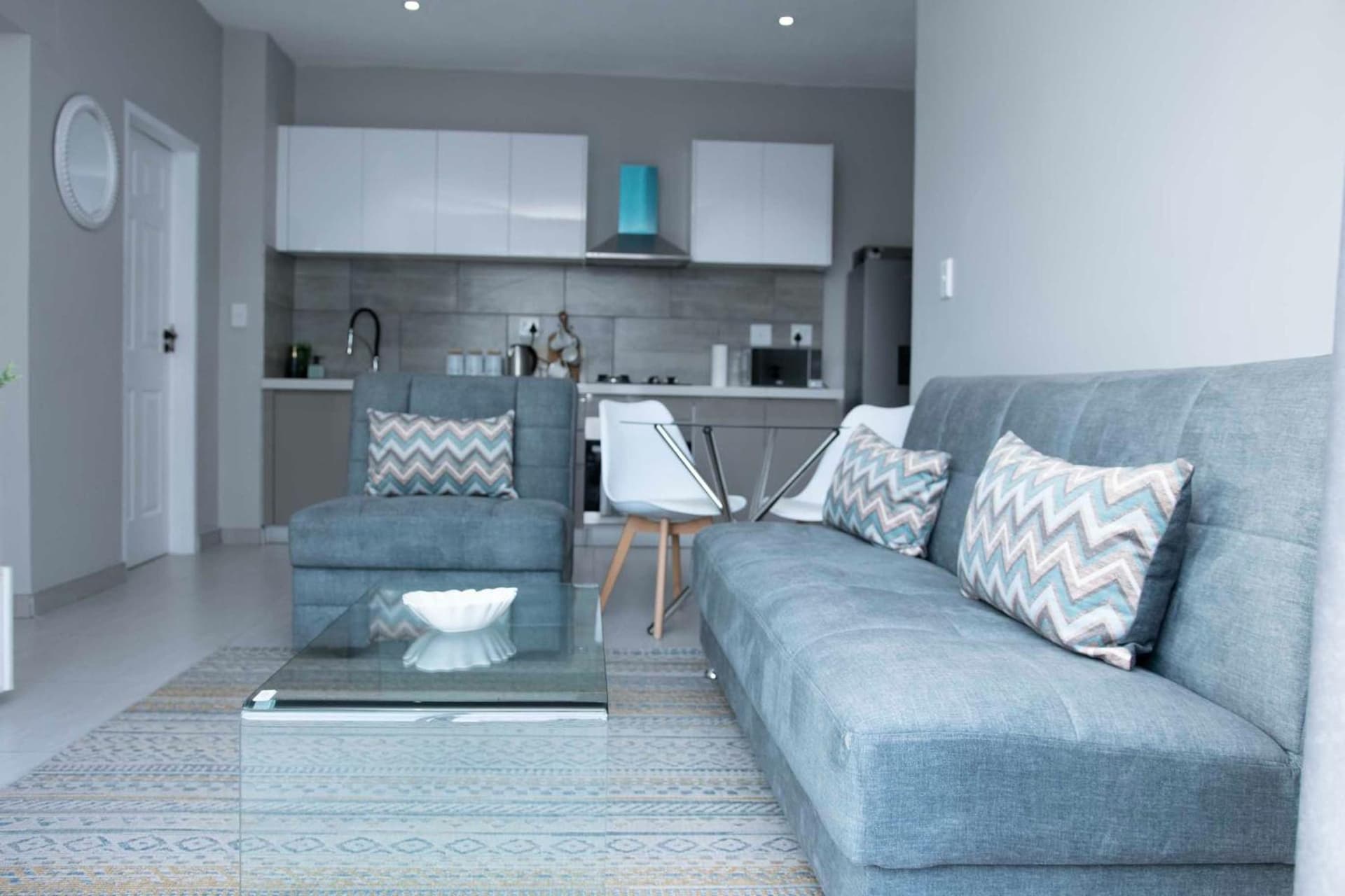 KANDIAS SELF-CATERING APARTMENT