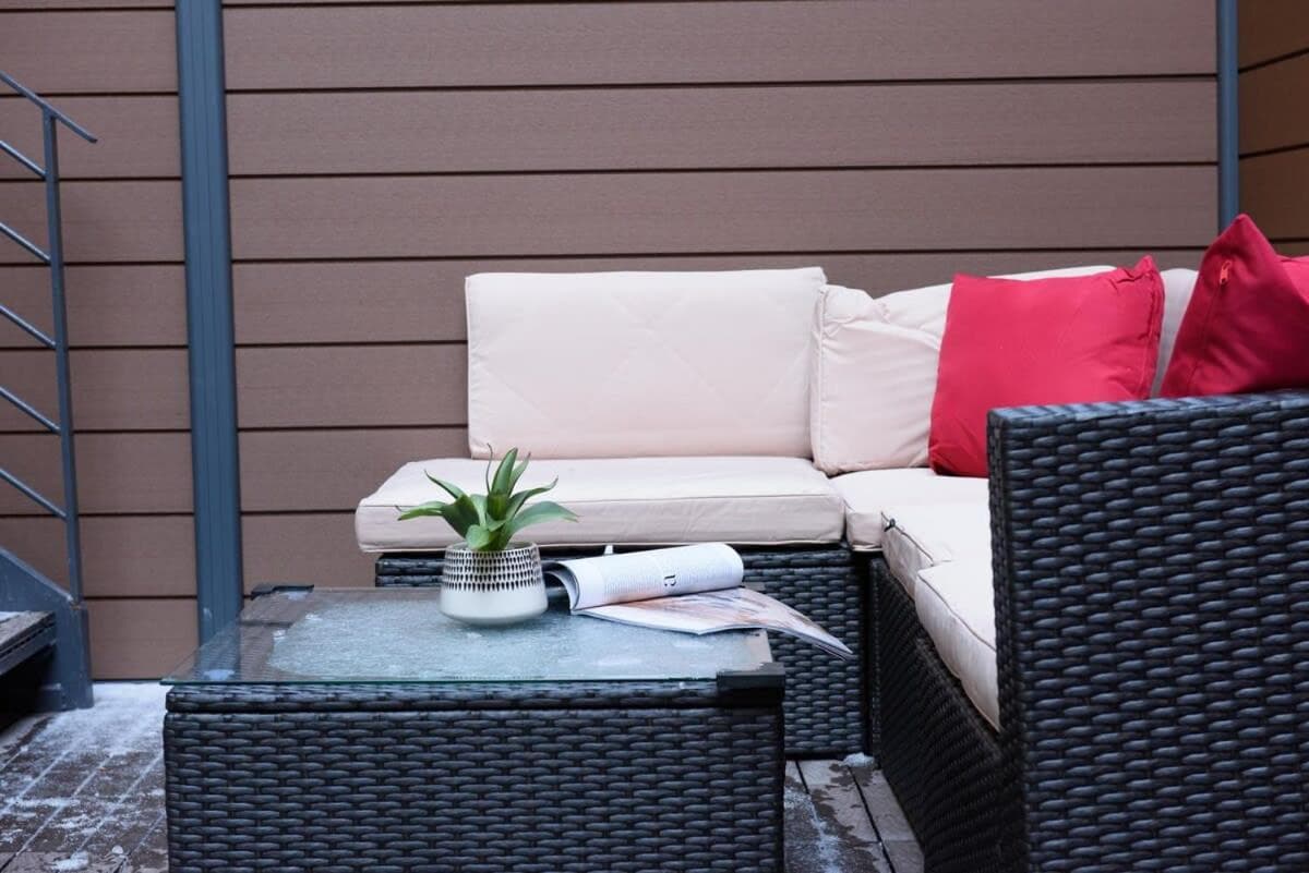 3-2 NEW Prime E Village Private outdoor!