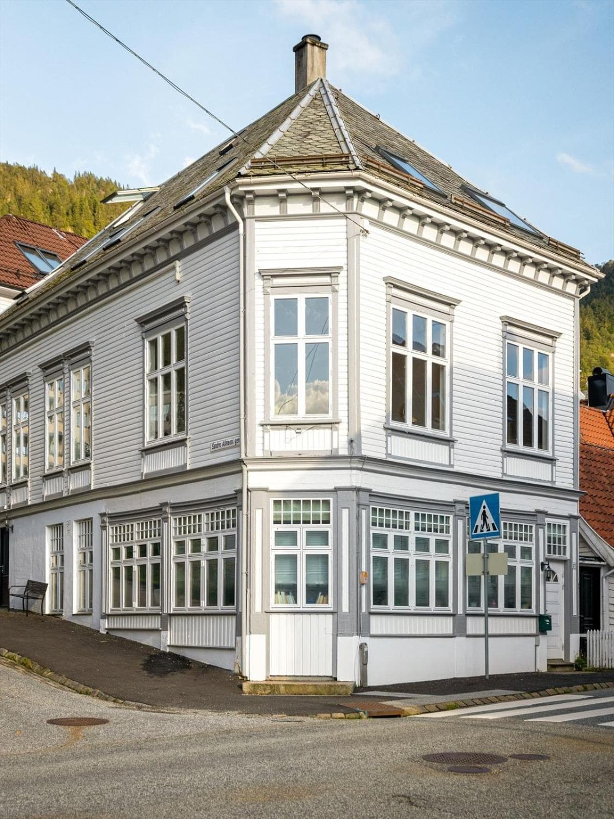 Modern Penthouse in Sandviken