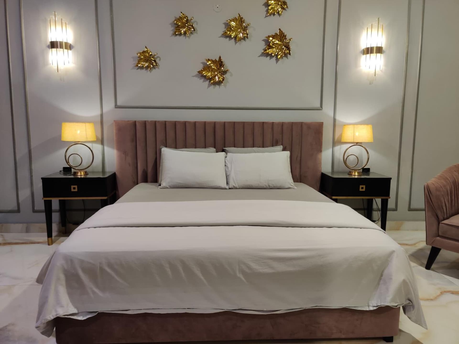 Elite,16 Bedrooms 16 bath Block 6 Gulshan-e-iqbal