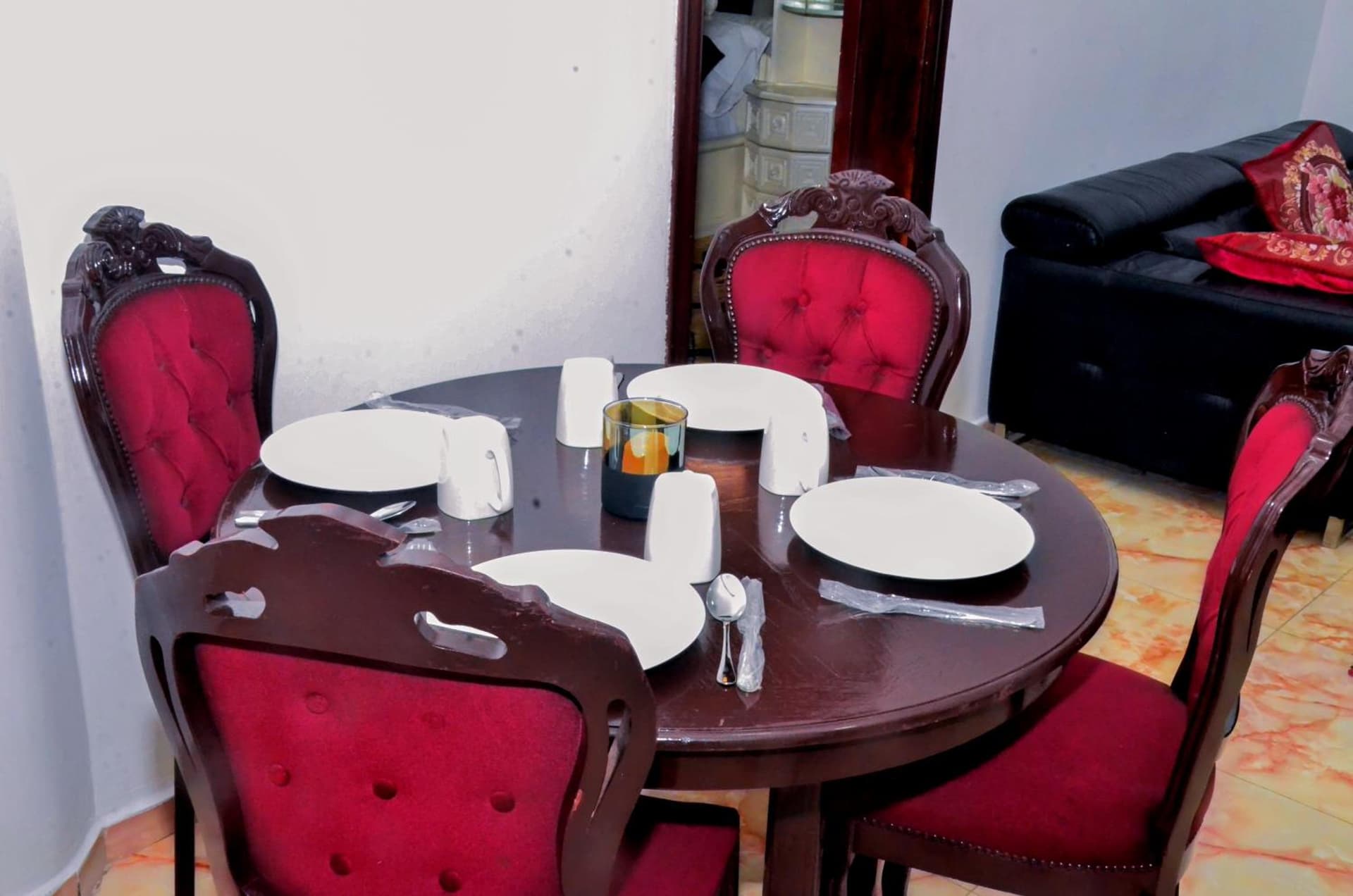 Sunu Sal Apartment