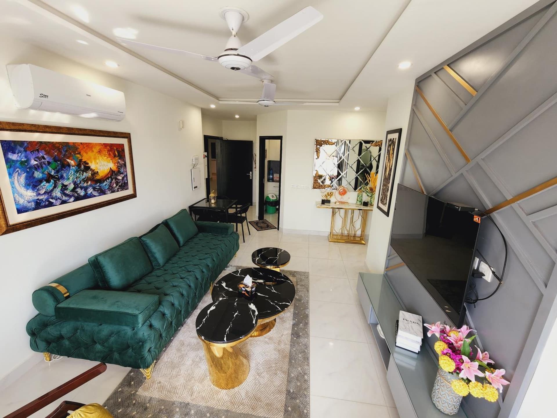 Luxury Apartment In Lahore