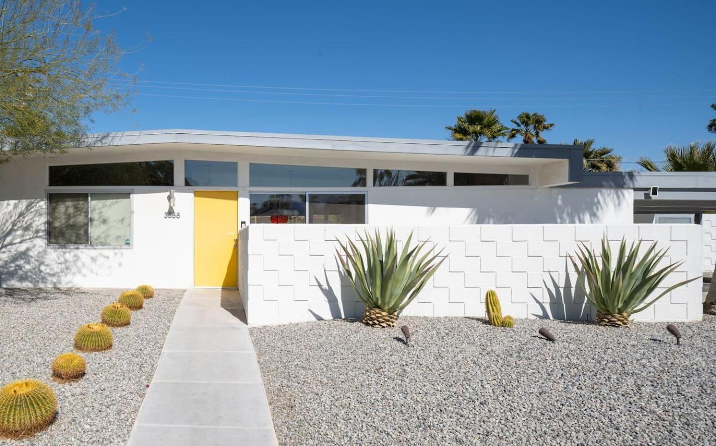 Designer Wexler Oasis with Saltwater Pool & Spa
